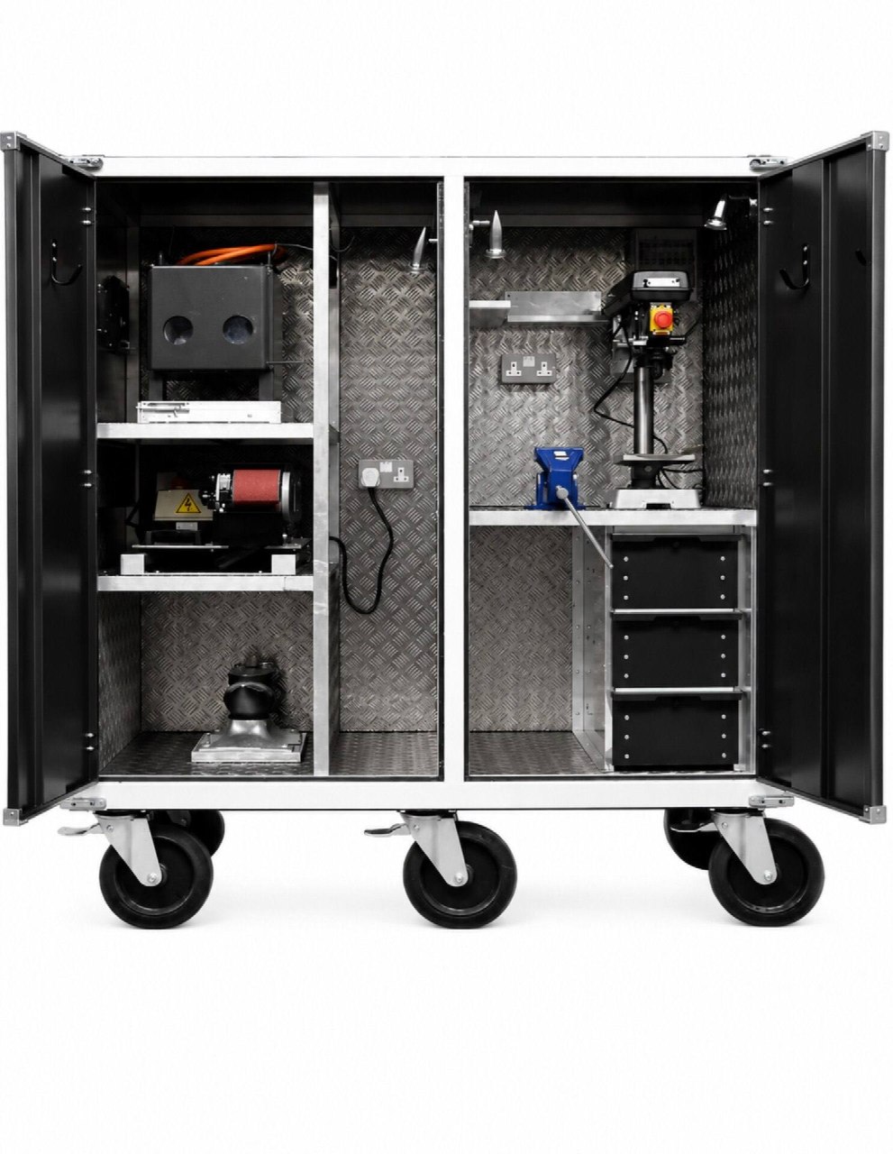 Farrier Locker - Image 2