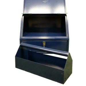 Alternative view of Stable & Grooming Box